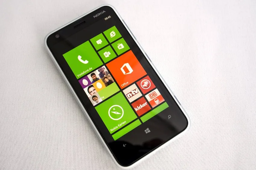 Gutes Smartphone, kleiner Preis, aber Windows